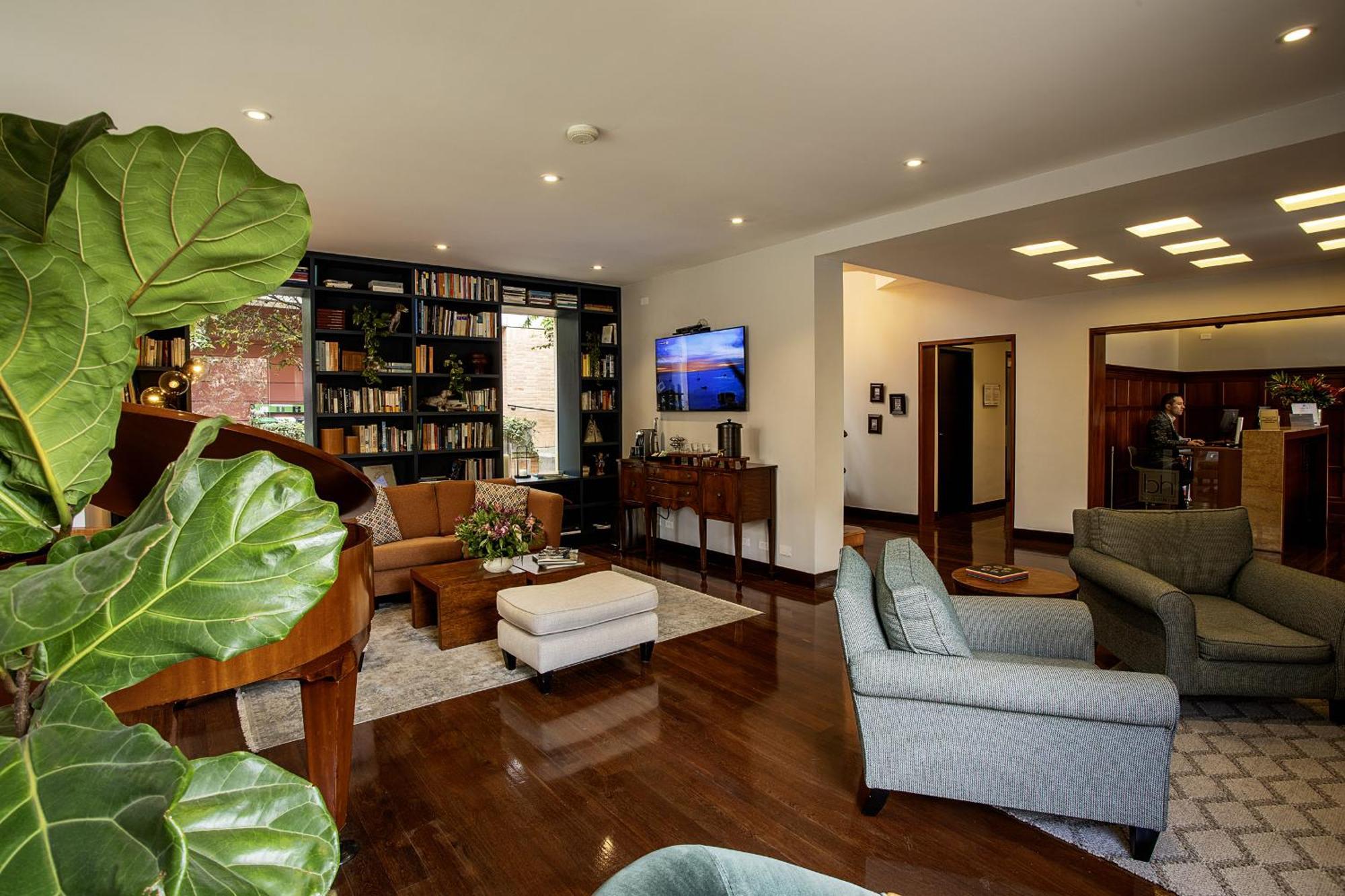 Hotel Bh La Quinta Bogotá Extérieur photo