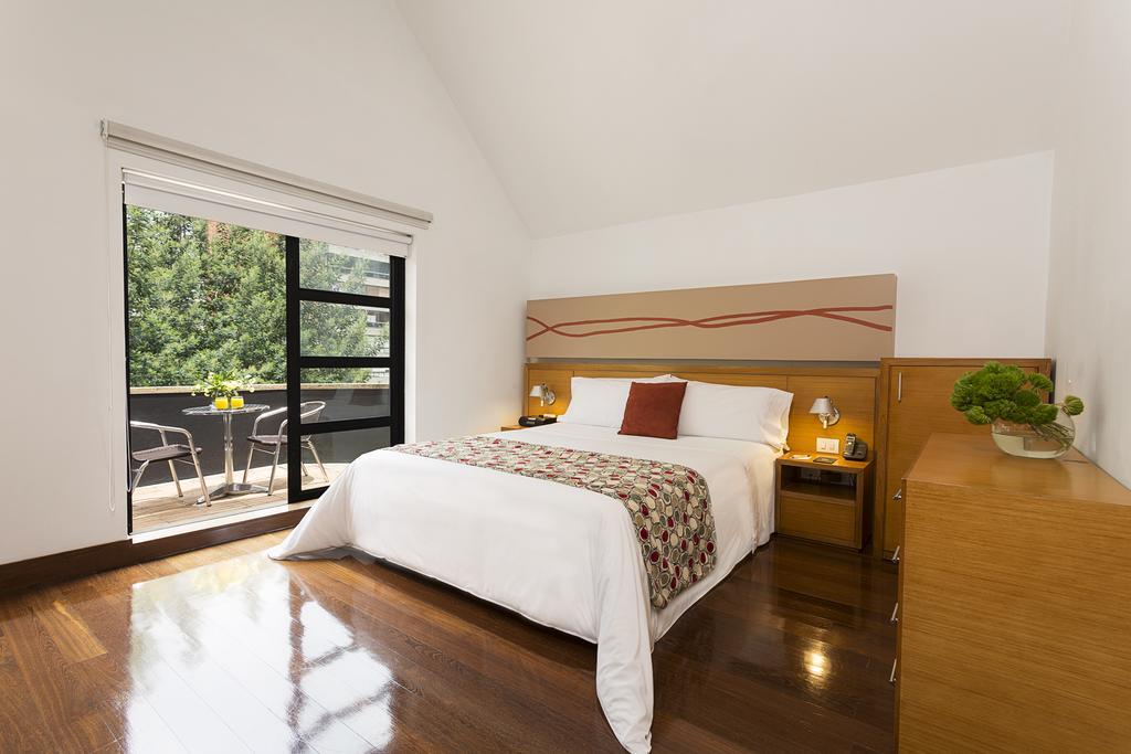 Hotel Bh La Quinta Bogotá Extérieur photo
