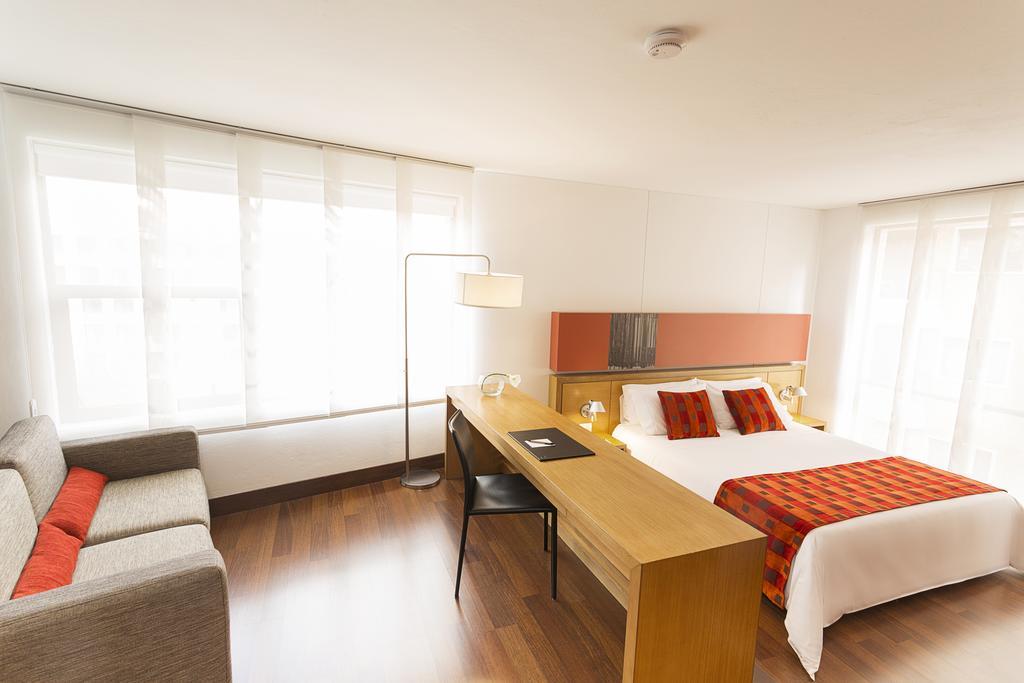 Hotel Bh La Quinta Bogotá Extérieur photo