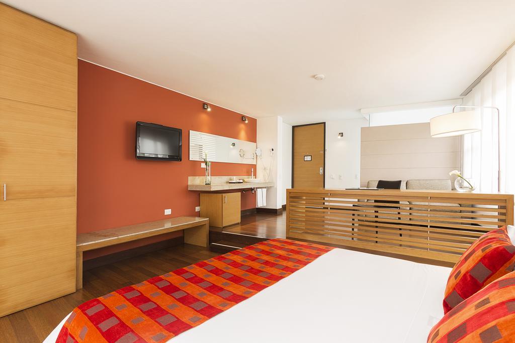 Hotel Bh La Quinta Bogotá Extérieur photo