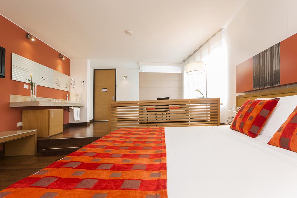 Hotel Bh La Quinta Bogotá Extérieur photo